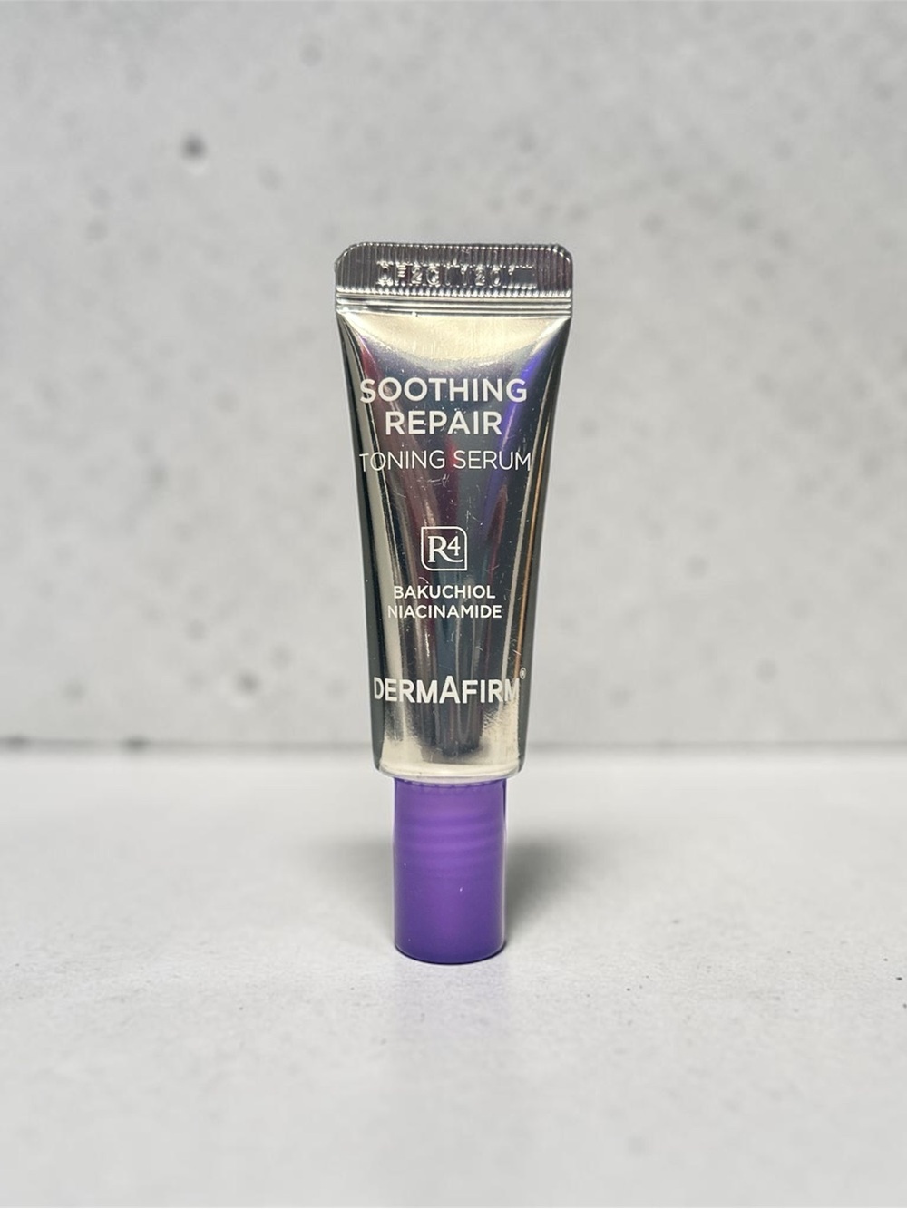 5️⃣ DERMAFIRM Soothing Repair Toning Serum Or 5 For 25